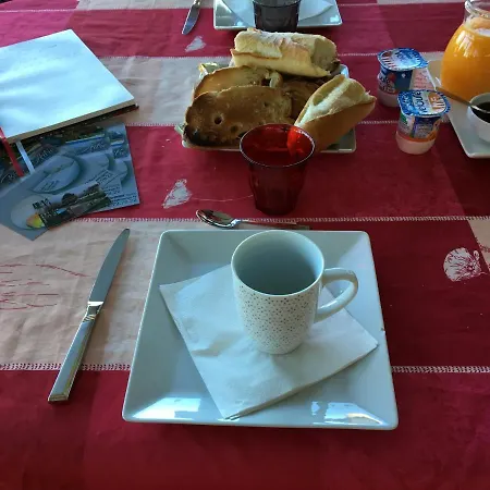 Au Bien Aitre Bed & Breakfast Beaumont-Pied-de-Boeuf (Sarthe)